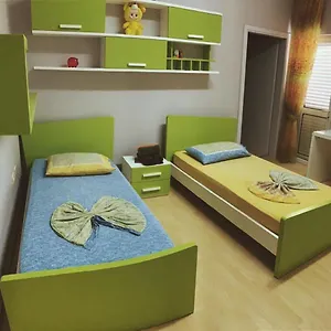 شقة توتي تيرانا